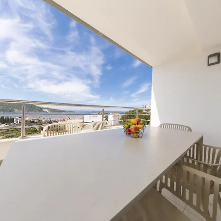 Appartement Korina Primošten