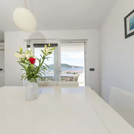 Appartement Korina Primošten